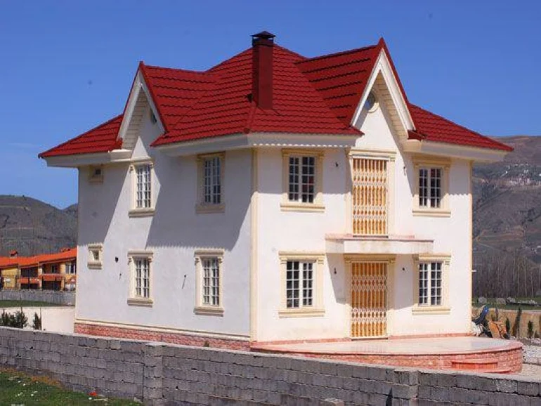 Types of roofing in villas in the north