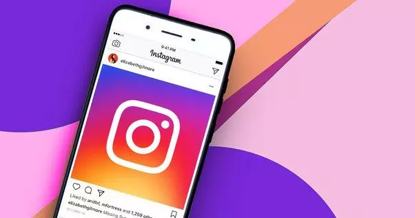 What are the duties of a professional Instagram admin and what should she follow