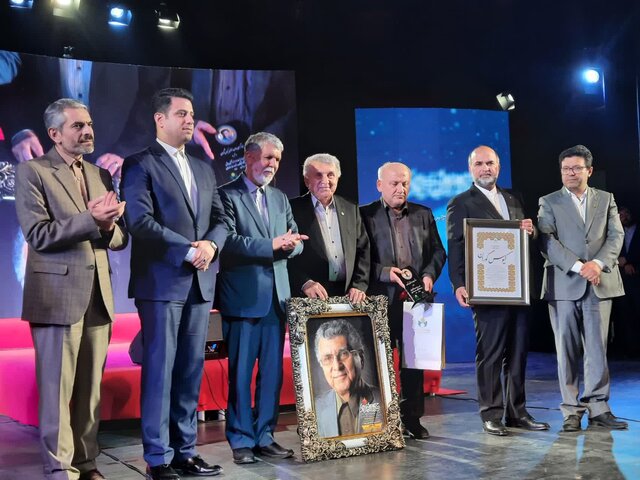 ۱۷ چهره ماندگار فرهنگ هنر و رسانه مازندران تجلیل شدند