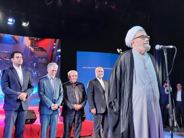۱۷ چهره ماندگار فرهنگ هنر و رسانه مازندران تجلیل شدند