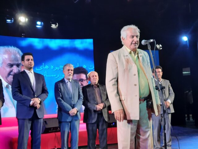 ۱۷ چهره ماندگار فرهنگ هنر و رسانه مازندران تجلیل شدند